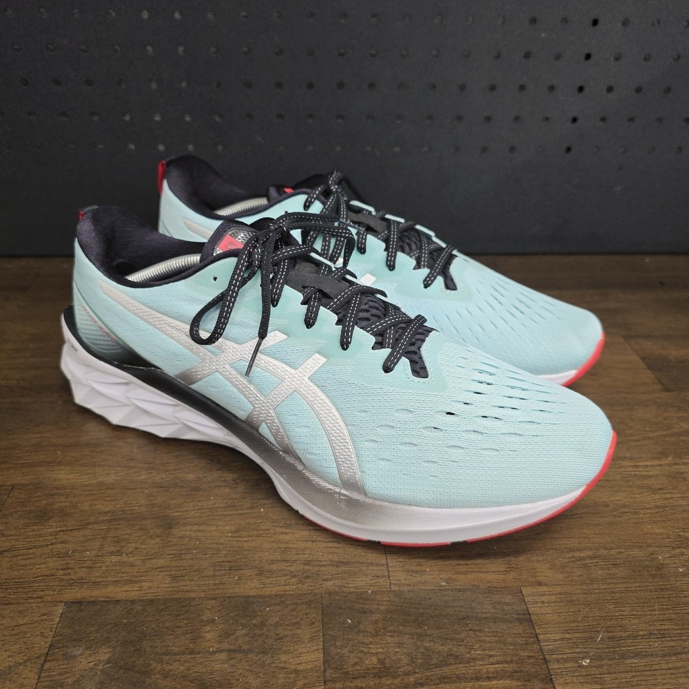 ASICS Novablast 2 Running Shoes Mens Size 12.5 Clear Blue Sneakers 1011B192